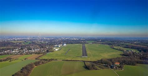 M Lheim An Der Ruhr Von Oben Gel Nde Des Flughafen In M Lheim An Der