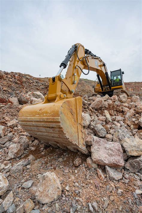 Cats New Excavator Offers Class Leading Productivity And