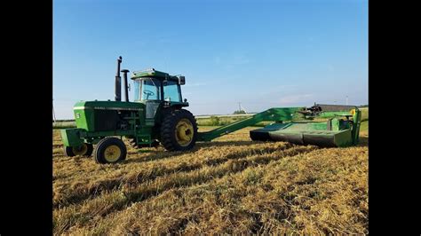 Mowing Oat Stubbles John Deere 4440 And 835 Moco Youtube