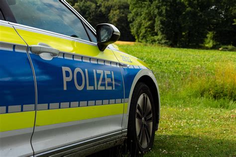 Mit Hubschrauber Und Hunden Sch Sse Gemeldet Gro Einsatz Der