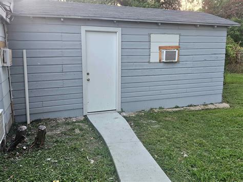 Private room for rent