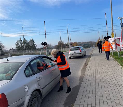 Na Wszystkich Wi Tych Bezpiecznie Przez Przejazdy Kolejowo Drogowe