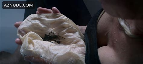 UMA THURMAN Nude AZNude