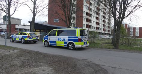 Tre Gripna För Vapenbrott Och Mordförsök I Eskilstuna Svt Nyheter