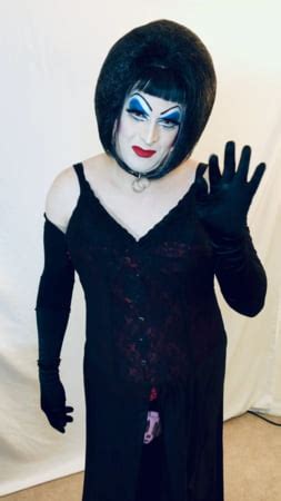 Perfect Makeup Horny Slut 42 Pics XHamster