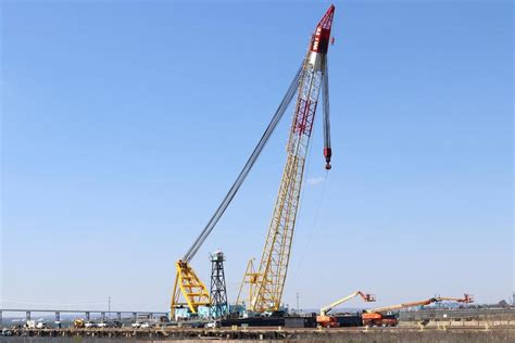 As Cranes Arrive At Baltimore Bridge Collapse Site Governor Describes Daunting Task Of Cleaning Up