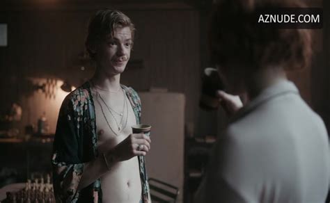 Thomas Brodie Sangster Shirtless Scene In The Queens Gambit Aznude Men