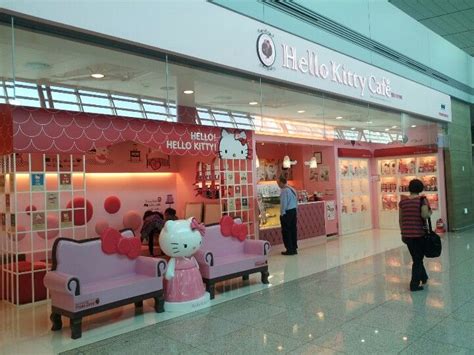 Hello Kitty Café In The Incheon Airport South Korea Kitty Cafe Incheon South Korea Airport