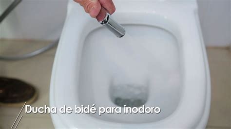 Cómo instalar una ducha de bidé para inodoro Paso 1