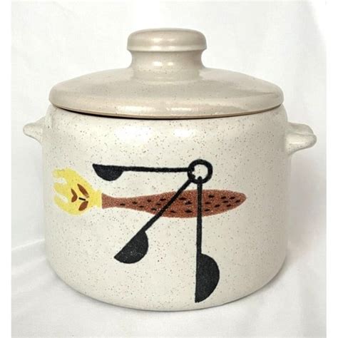 West Bend Kitchen Vintage West Bend Bean Pot W Lid Usa Stoneware