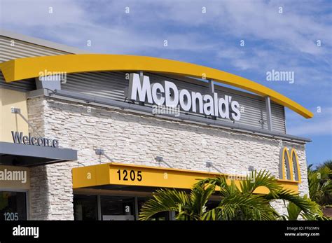 Fast Food Foods Mcdonalds Hi Res Stock Photography And Images Alamy