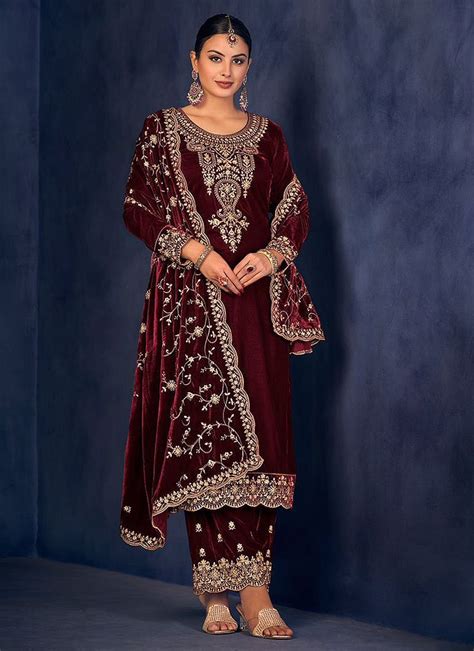 Maroon Velvet Embroidered Salwar Kameez Slsrf