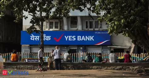 bank  results pat jumps  yoy  rs  crore nii