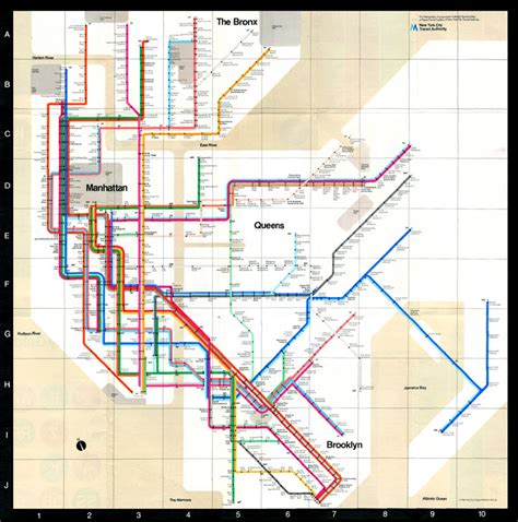 Massimo Vignelli : Design Is History