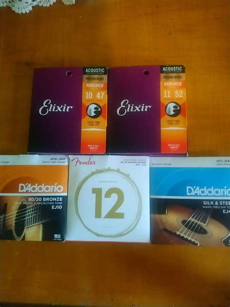 Cordas para guitarra acústica 5 sets 2 Humidificadores Ventosa