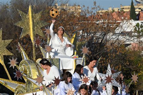 La Cabalgata De Los Reyes Magos Llen De Ilusi N Y Alegr A Las Calles