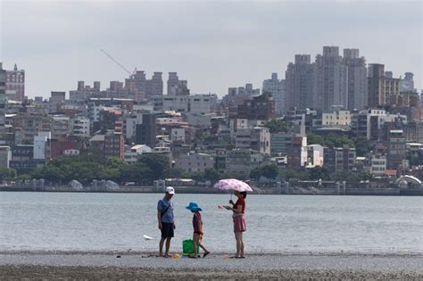 多雲到晴午後中南部雷陣雨 北部高雄台東局部逾36度 新聞 Rti 中央廣播電臺