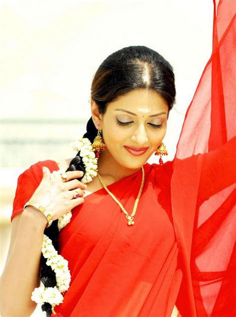 Media Gallery Actress Suma Hot Saree Stills Photos Pics