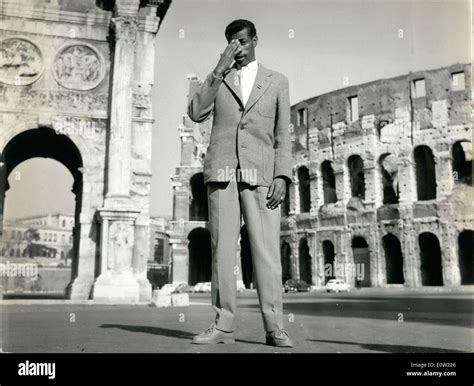 Abebe bikila hi-res stock photography and images - Alamy