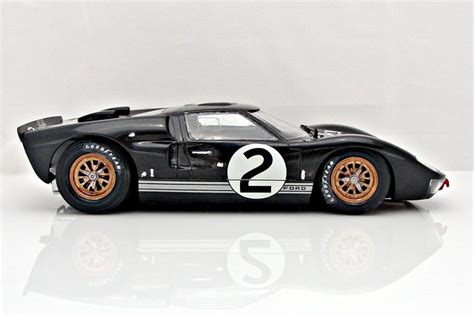 Ford Gt40 Mark Ii Winner 1966 Le Mans Drivers Bruce Mclaren Chris