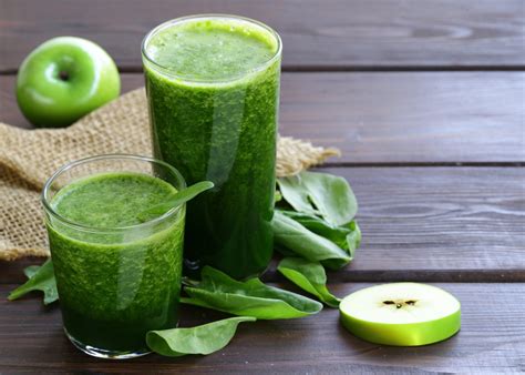 suco verde detox  manga  couve receita da boa