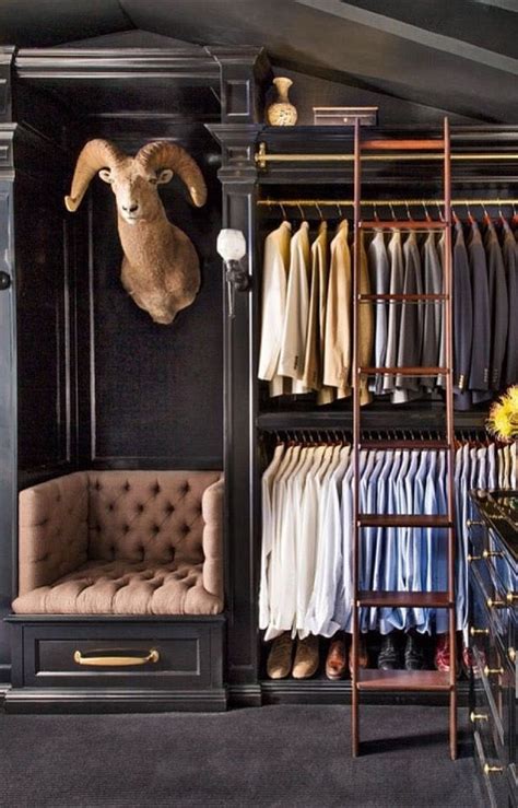 21 Amazing And Masculine Closet Ideas