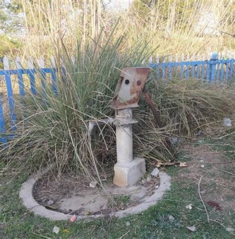 कंचौसी रेलवे स्टेशन पर पानी की किल्लत, यात्री परेशान - Water shortage at Kanchausi railway ...