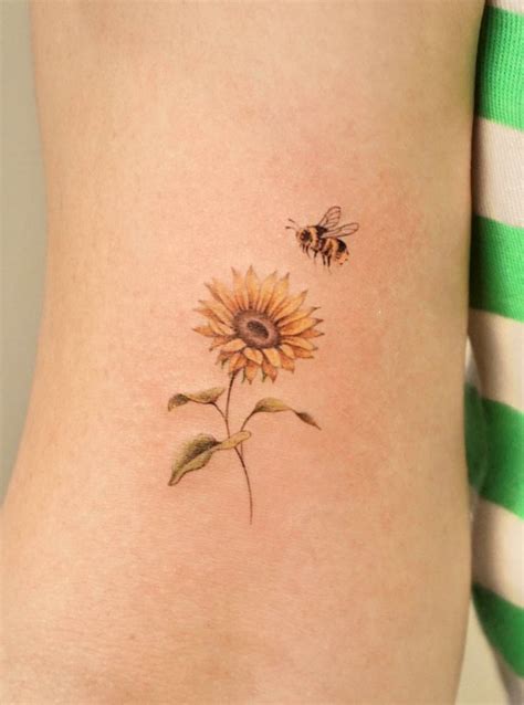 Stunning Feminine Sunflower Tattoo Ideas In Sunflower Tattoos