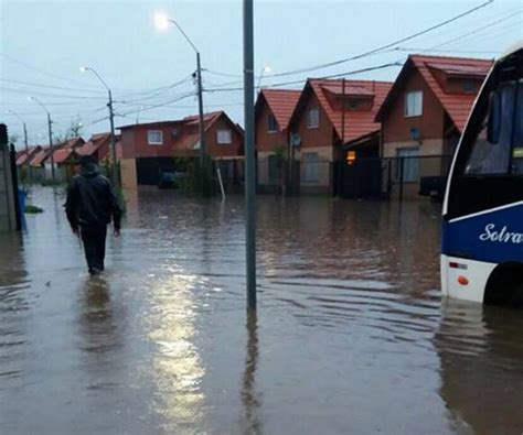 FOTOS Temporal deja millonarios daños y casas inundadas en la región