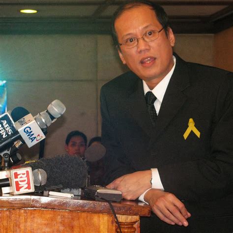 President Aquino Criticized Former President Arroyo Before the Filipino Community in Singapore ...