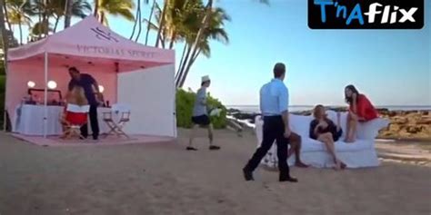 Behati Prinsloo Bikini Scene In Hawaii Five 0 Tnaflix