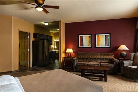 Wilderness at the Smokies - Stone Hill Lodge, Sevierville: $101 Room ...