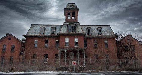 Explore 11 Of The Scariest Places On Earth