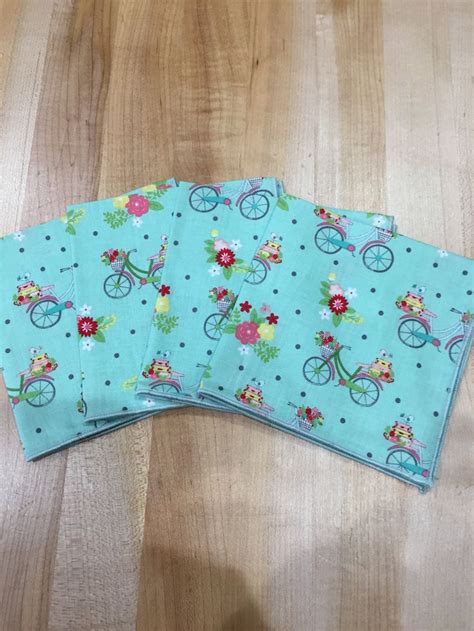 Cloth Napkins Set of 4 Floral Napkins 10 Green Napkins | Etsy | Green ...