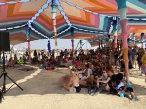 Entenda porque Festival Burning Man remove obra de arte pró Palestina