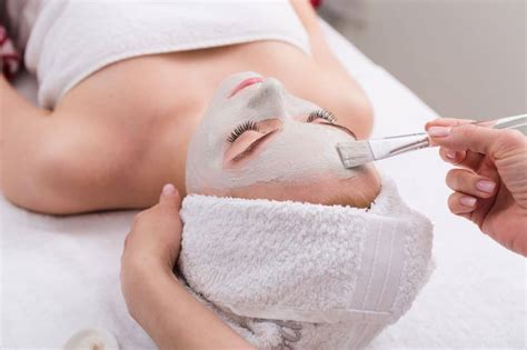 25 Minute Spa Signature Radiance Facial Portland Hall Spa