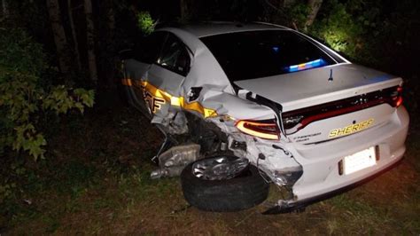 Tesla Driver On Autopilot Crashes Into Police Car While Watching Film