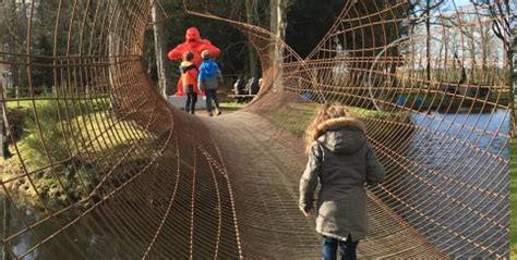 Le Château des Pères une balade dans le parc des sculptures à Piré