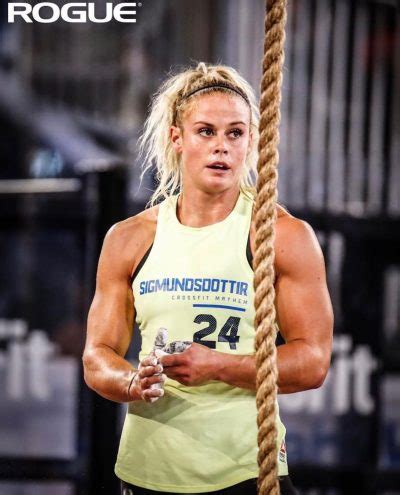 Sara Sigmundsdóttir Crossfit: Stats, Diet, Workout Tips and More