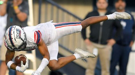 Robert Morris Defender Makes Incredible Interception Vs Utah State