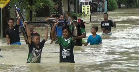 Bpbd Kerugian Banjir Bandang Sungai Bengawan Solo Capai Rp25 Miliar