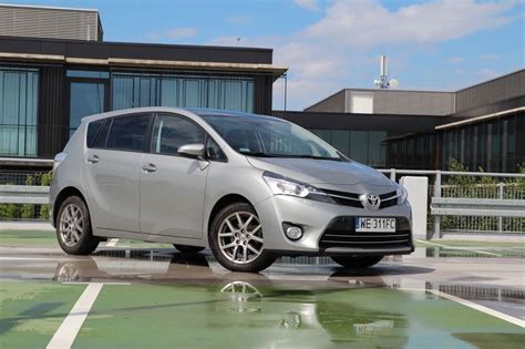 Toyota Verso Facelifting 2 0 D 4D 124KM Galeria Redakcyjna Galerie