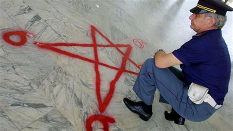 Dal satanismo alle psico sette è boom di richieste di aiuto