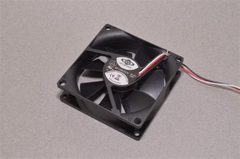 12V Brushless DC Cooling Fan – 80mm - BC Robotics