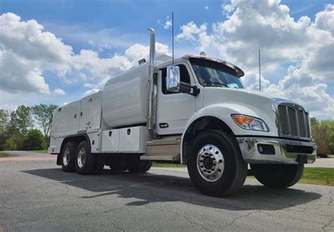 Lube Trucks Aspen Equipment Mn Ia And Ne