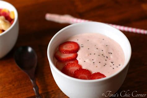 Fruit Smoothie In A Bowl – Tina's Chic Corner