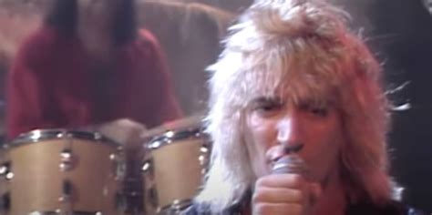 Rod Stewart Da Ya Think I M Sexy 1978 Souvienstoi Net Voir Le Clip