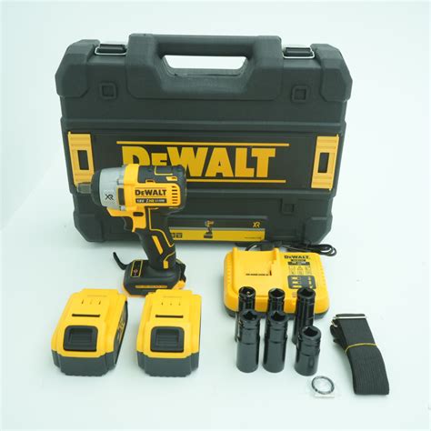 Аккумуляторный бесщеточный гайковерт DEWALT DCF880 285НМ 18V - купить в ...