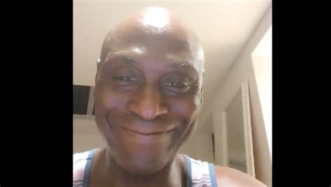 Lance Reddick reads a Destiny 2 meme as Zavala, and it's pretty ...