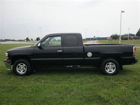 Sell Used 99 Chevy Silverado 1500 Z71 Ext Cab 4x4very Sharpruns